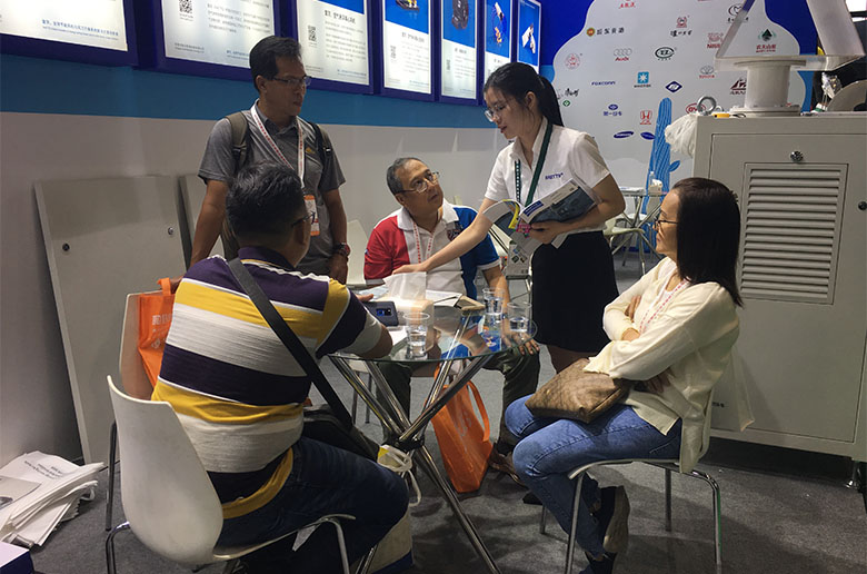 進擊上海包裝展，展現(xiàn)雷茨節(jié)能風機之美